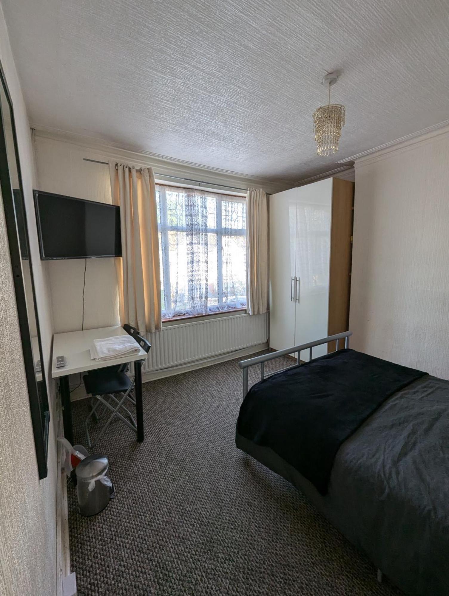 3 Portland Road Daire Southall Dış mekan fotoğraf