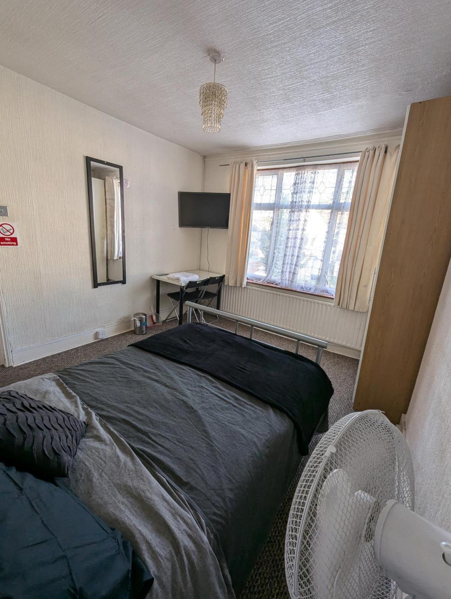 3 Portland Road Daire Southall Dış mekan fotoğraf